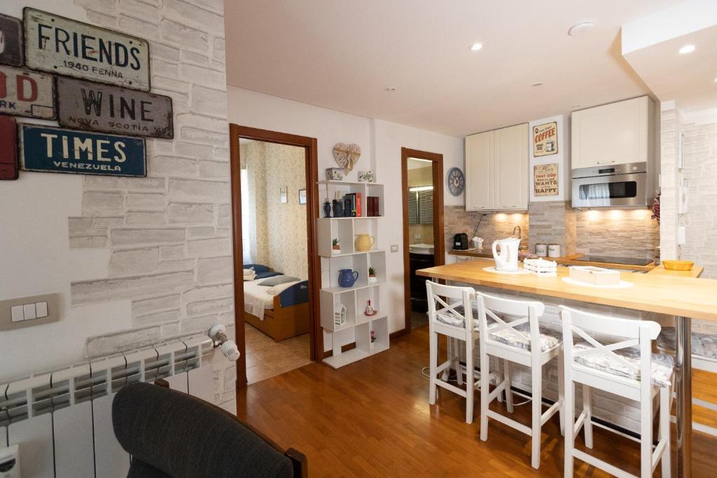 Appartamento di 70 m² con 2 camera(e) e 1 bagno(i) privato(i) in zona Colosseo e Foro Romano (Marci's Home)