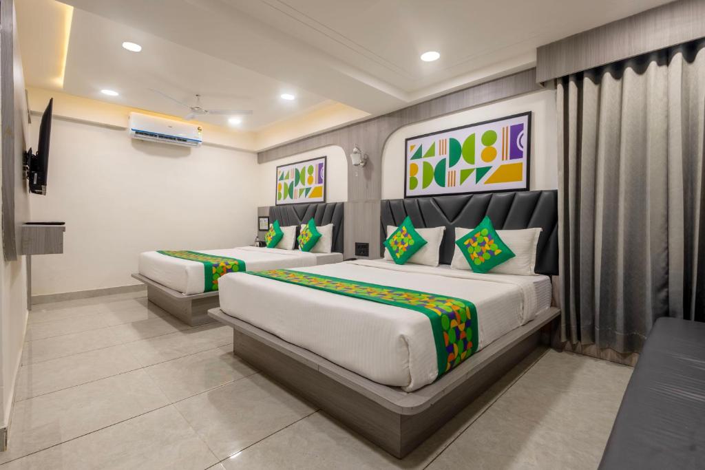 Treebo Grand Shivay, Ahmadábád