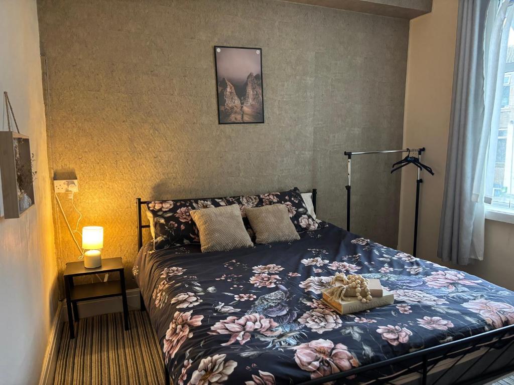 Affordable Golden Mile Hotel In Blackpool Close To The Beach And Blackpool City Centre, Blackpool