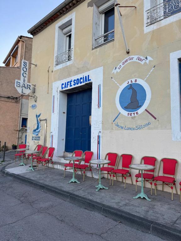 T2 rénové au cœur de Sète - 5