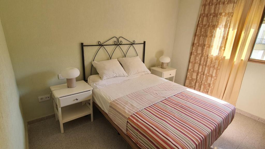 Apartment in Rota Cadiz, terrace AC wifi, Rota