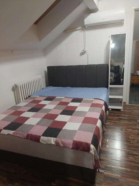 Garsonjera Sajam - 1