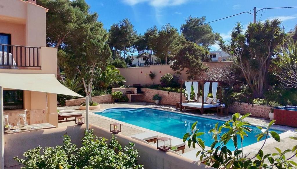 Casa en Cala Vadella con piscina y vistas al mar - 2