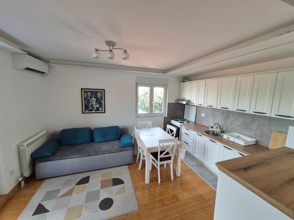 Globus Apartment - 2