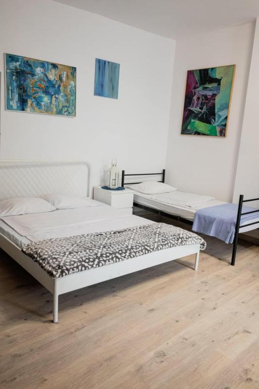 Funny Apartment, Krakov