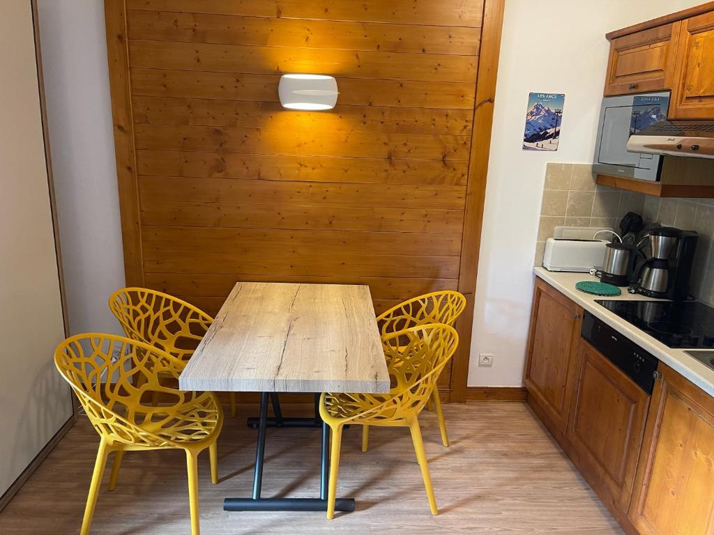 Cozy studio 3 guests, private terrace, inside pool, spa, luxurious residence, ski-in ski-out - 4
