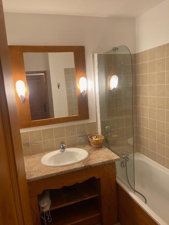 Cozy studio 3 guests, private terrace, inside pool, spa, luxurious residence, ski-in ski-out - 5