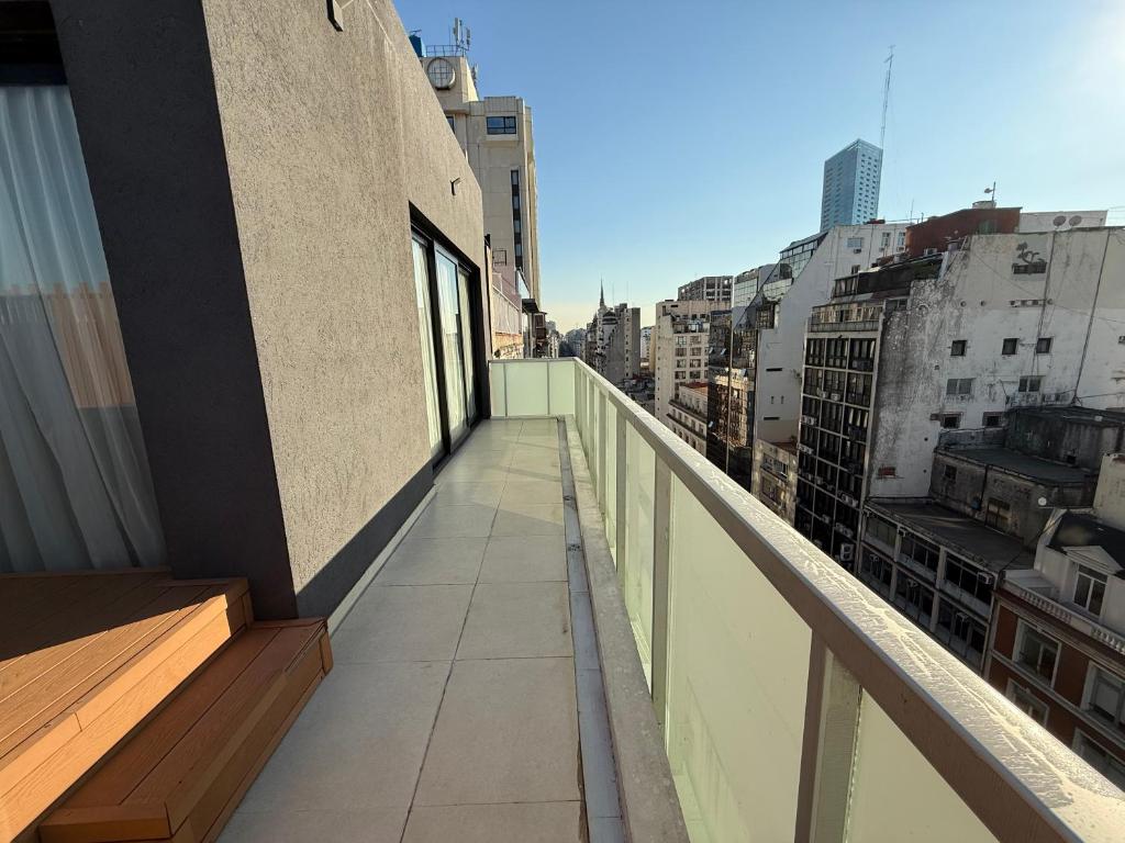 Departamento Con Terraza Soñada Jacuzzi y Vistas al Rio - 4