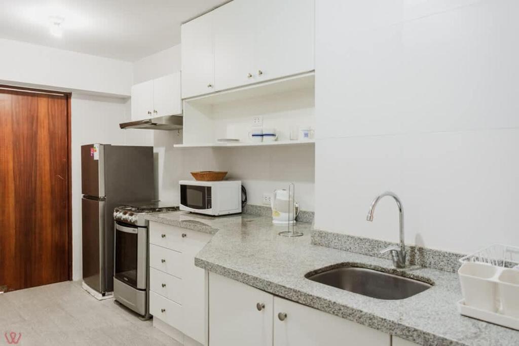 Tranquil 3BR Comfort in Miraflores - 4