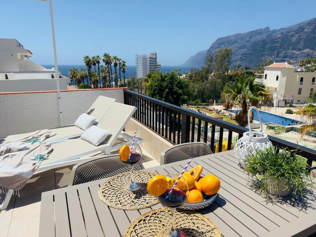 Hibisco Lazy Days Los Gigantes - swimming pool AC, Puerto de Santiago