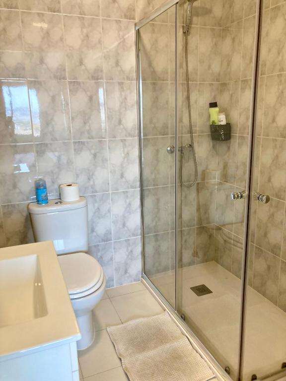 Good Energies Room in Málaga Center with Private Bathroom - 4