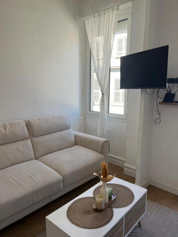 Apartment in Noailles Marseille - 5