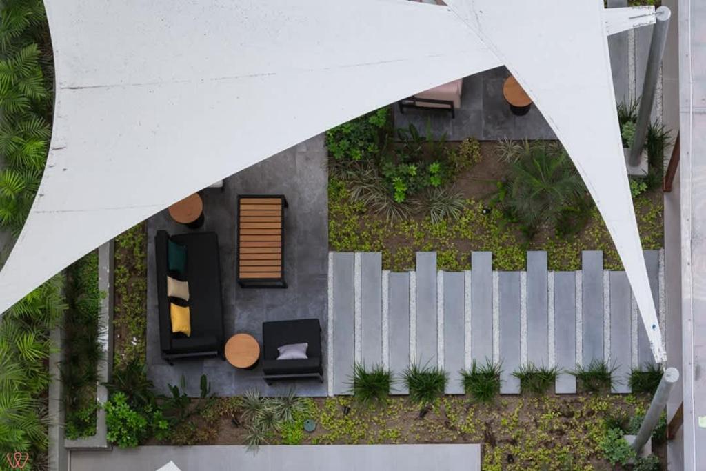 Modern 1BR City View & Gym in San Isidro - 3