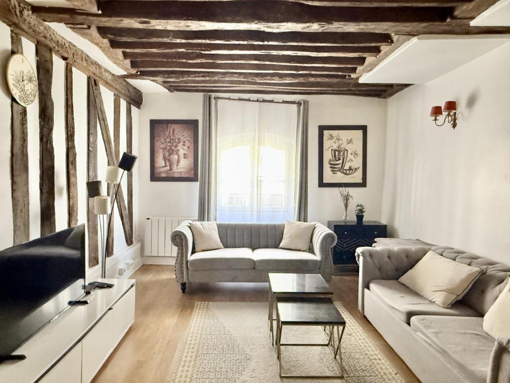 80 m2-Heart of Le Marais -Sleeps 6, Paris