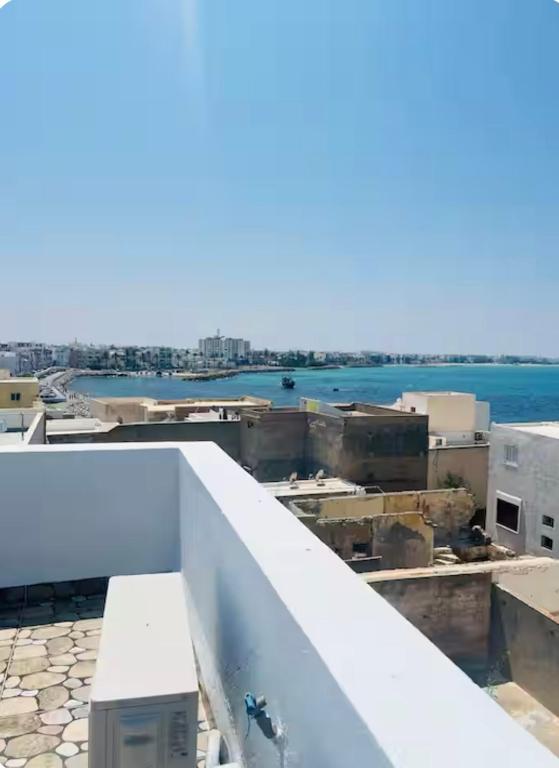 bel appartement avec vue sur la mer, Mahdia
