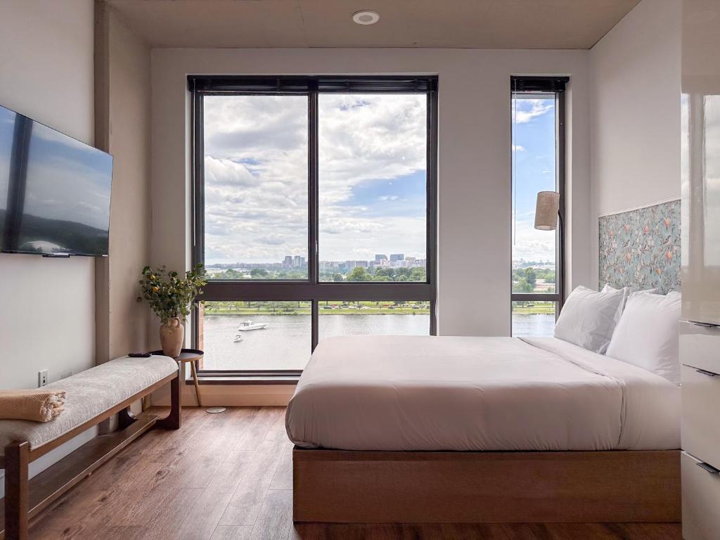 River View Suite - The Wharf DC by Monthier, Washington