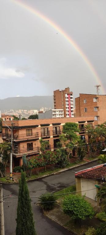 Cerca a el estadio - 2