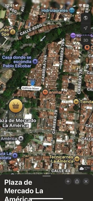 Cerca a el estadio - 4