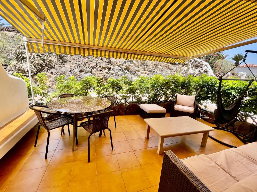 2 BDR,2 BATH Amarilla Golf Apartment - 4