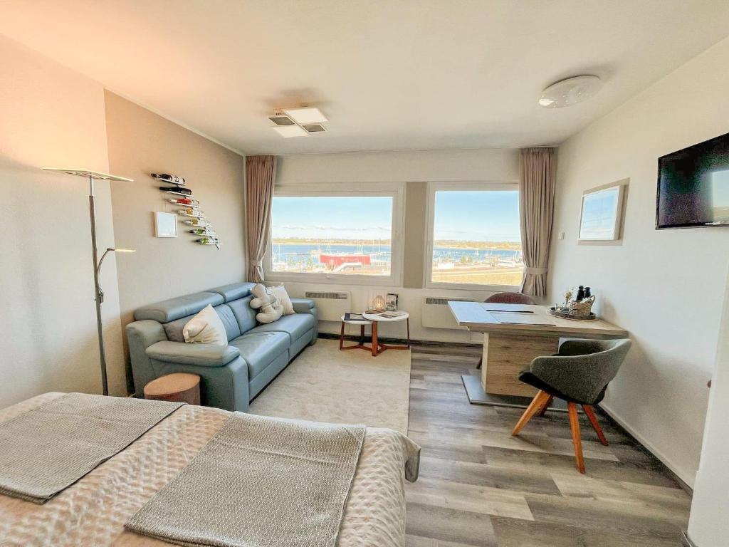 Kleine-Hafenauszeit, Burgtiefe auf Fehmarn 