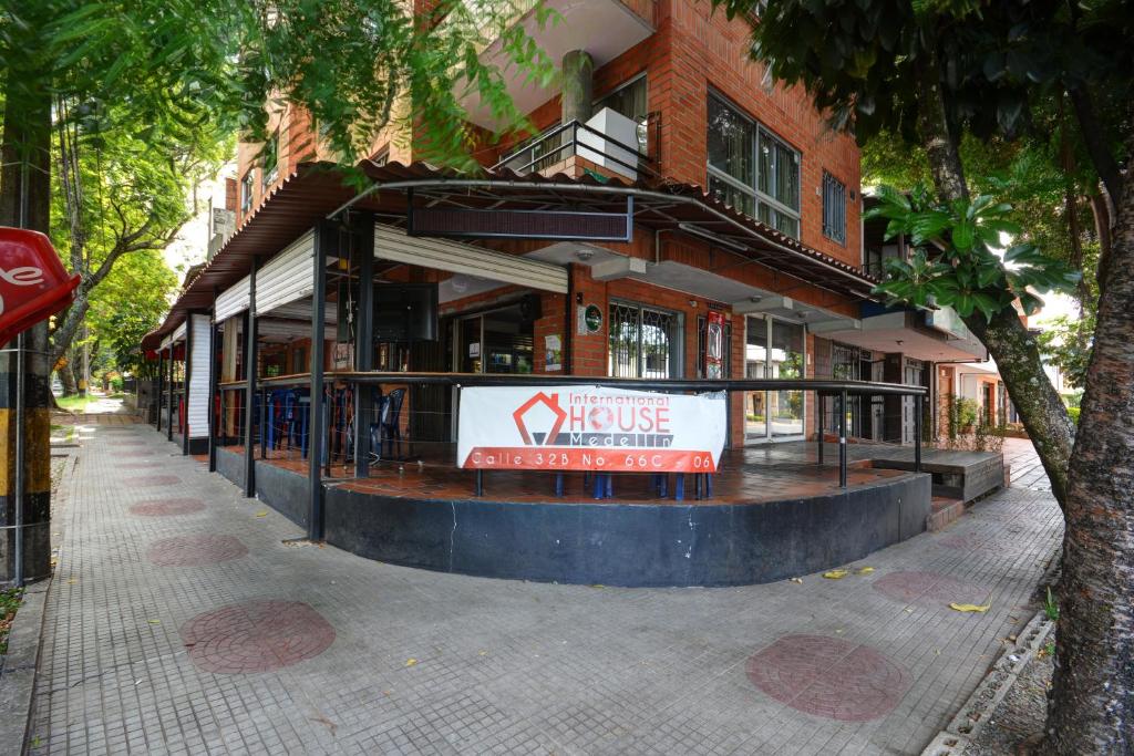 International House Co-Living