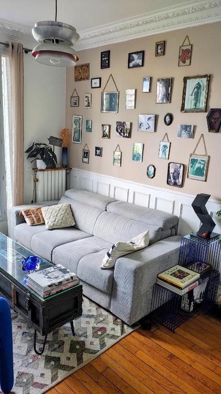 Sunny & stylish 2-bedroom in Viet-Namese district - 5