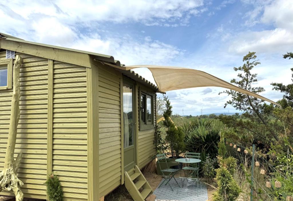 La paillote des vignes, escapade insolite, Moussan