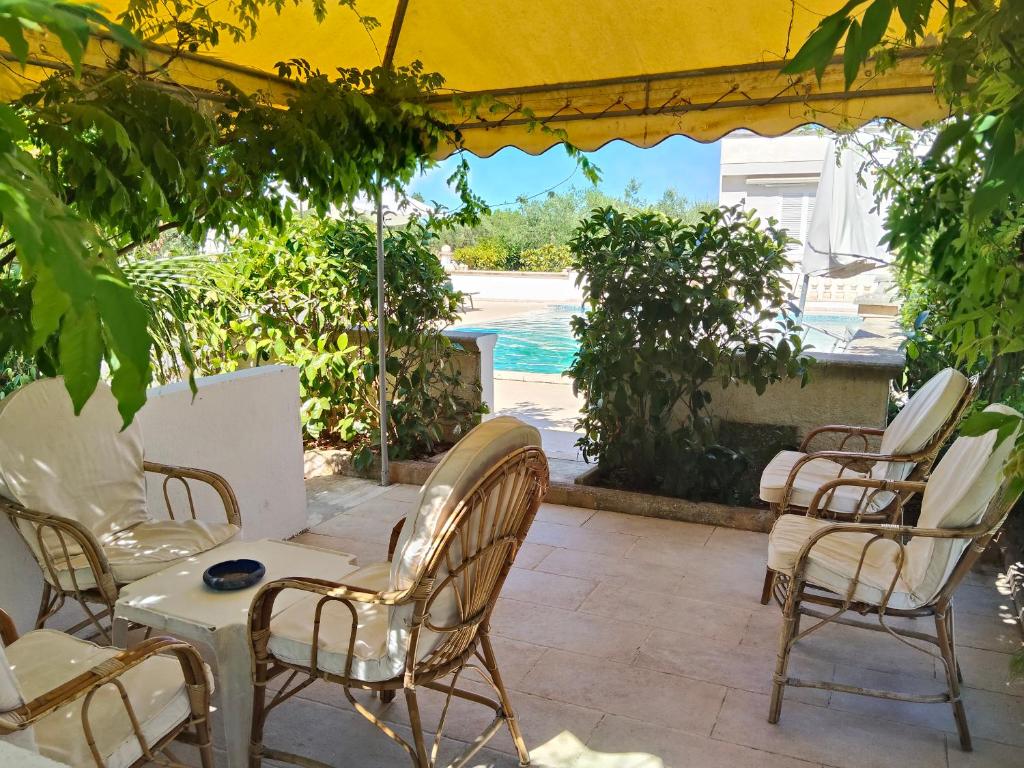 Malvischi Guesthouse - Garden & Pool - 3