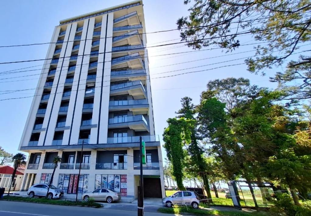 LELA'S home, Kobuleti