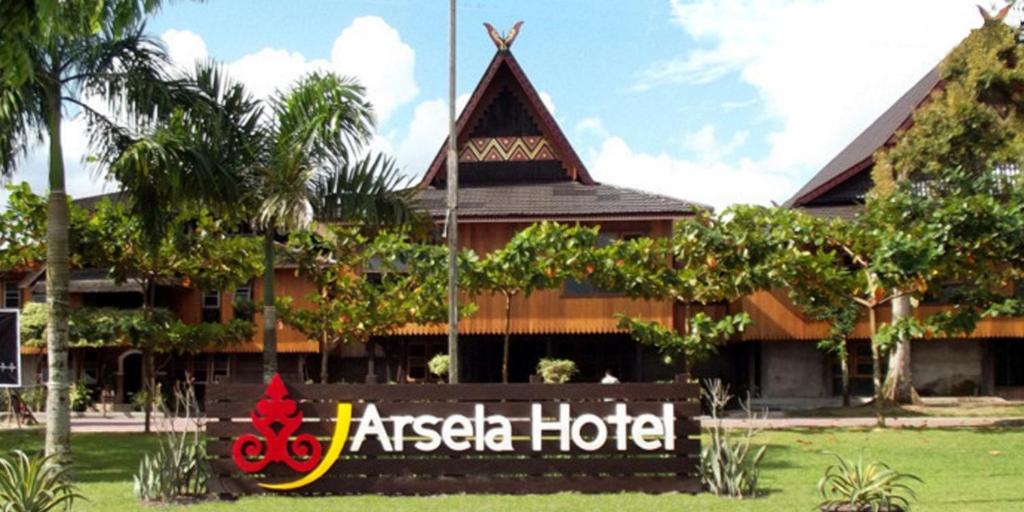 3. Arsela H..