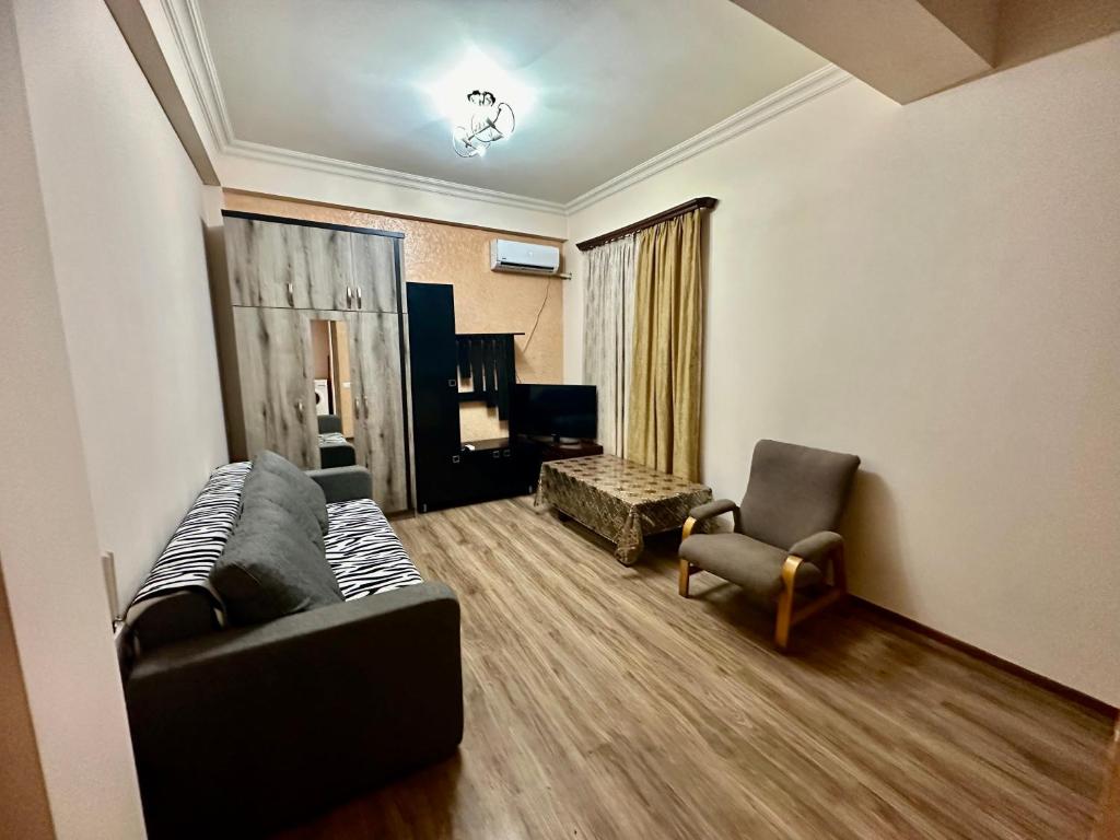 Erevan Apart Studio, Jerevan