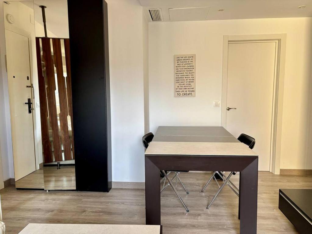 Comfort, Style & Value near Barceloneta Beaches - 3