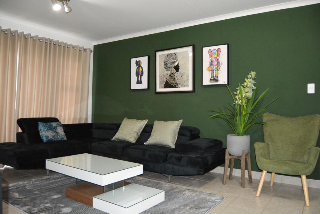 Moon Octave, Midrand