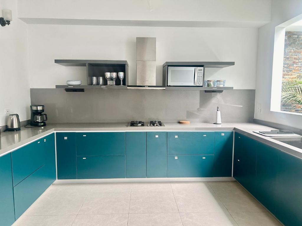 Habitación con piscina y jacuzzi en casa de lujo - 3 - 2