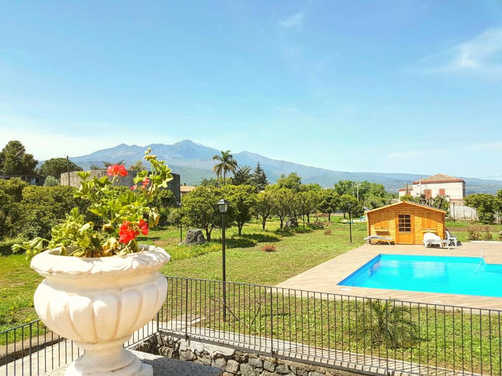 Pumadamuri — Hotel in Acireale