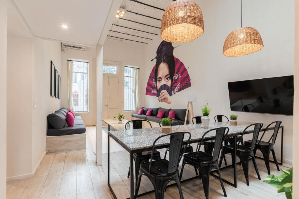 MOT Villa Teodoro Garcia 2100 - 6 Bd Embassies Zone - 2