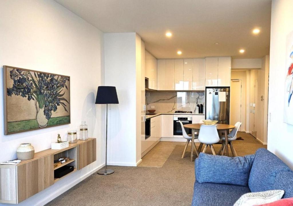 Central Stylish 2BR Apt in Southbank, Melbourne