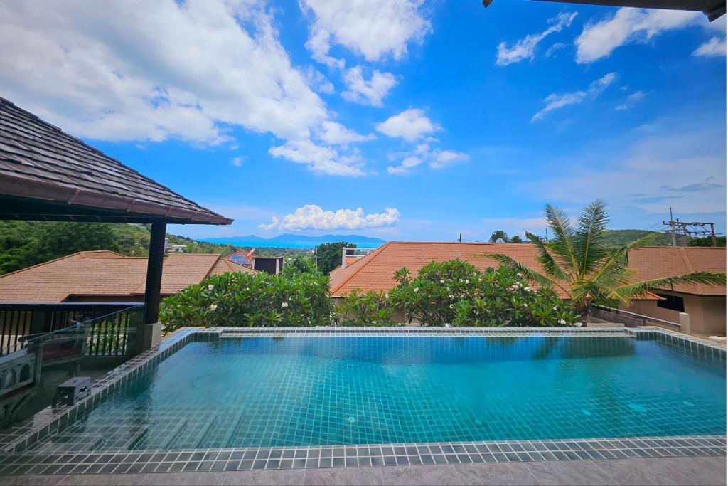 Elegant 3 Ensuite-Bedroom Private Pool & Private Gym Villa ll Bophut Hills ll Koh Phangan Sea and Mountains View, Bangrak pláž