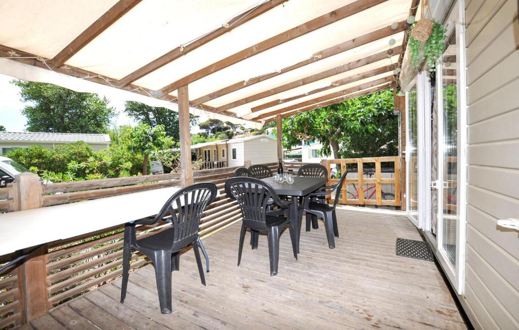 Mobile Home Proche Mer Piscine - 1