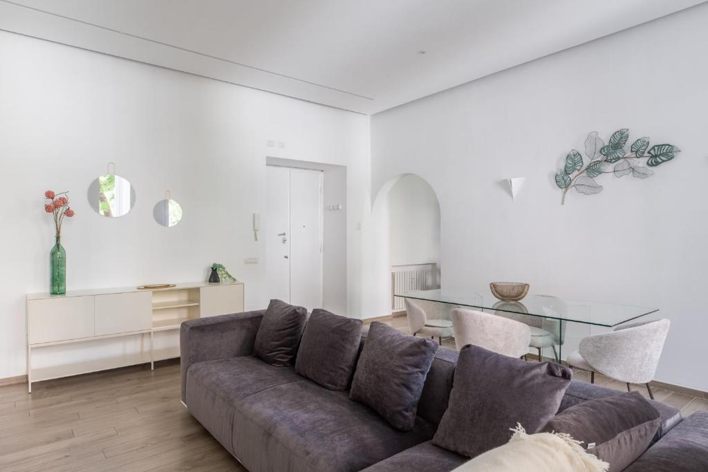 iFlat Sleek & Sunlit Apartment near the Vatican - 5