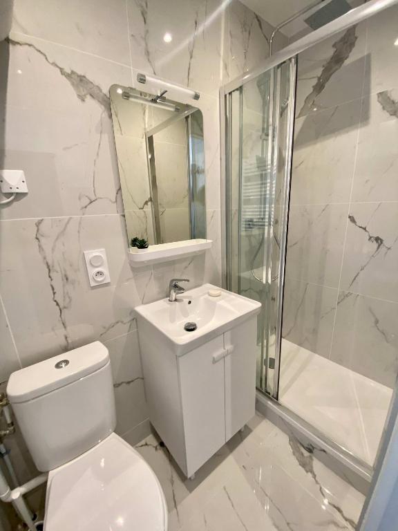 443 Suite Gabin - Cosy Apartment Paris Center - 4