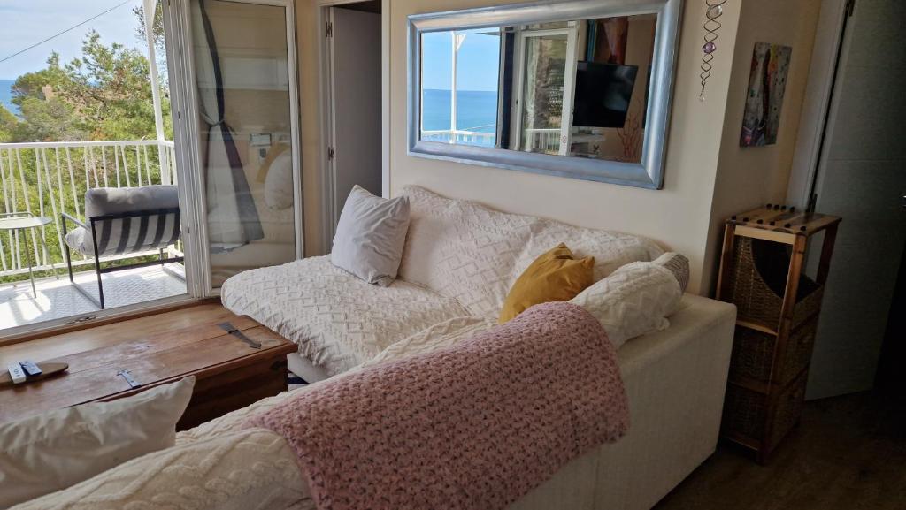 LaVista Penthouse private balcony and sea views - 3