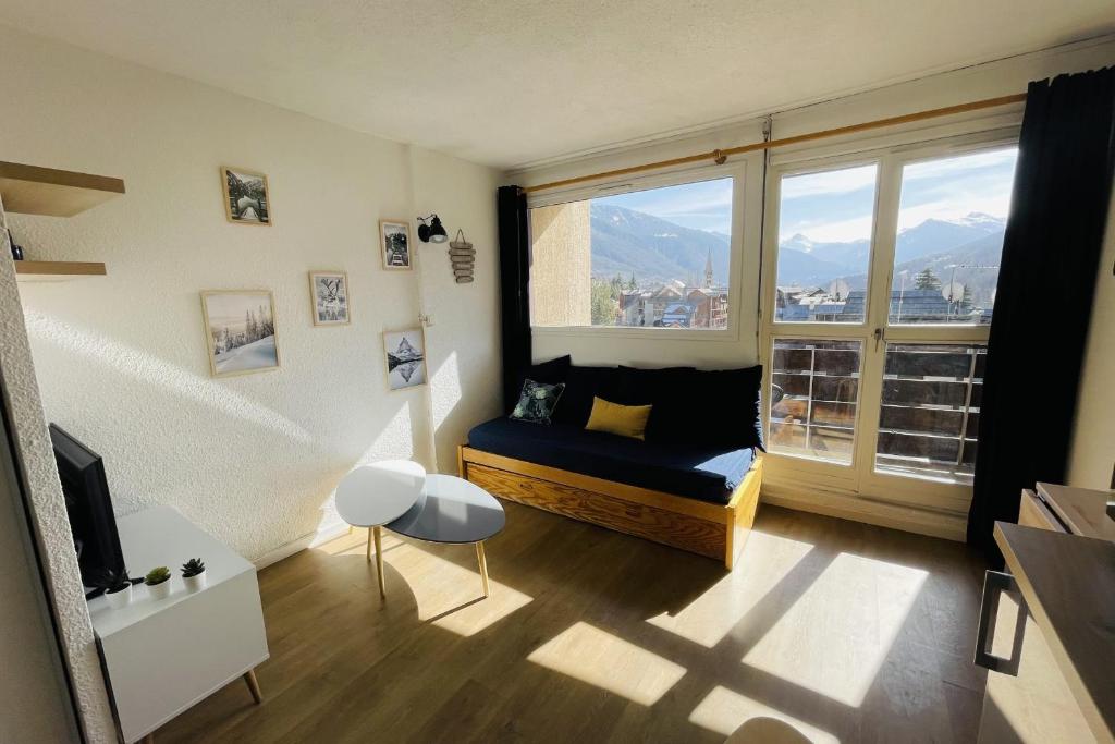 Studio with balcony near the slopes Chantemerle, Saint-Chaffrey