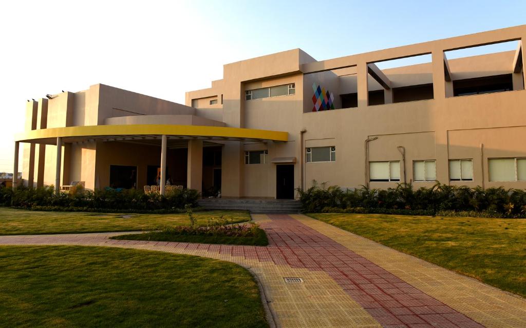 Sinclairs Burdwan photo