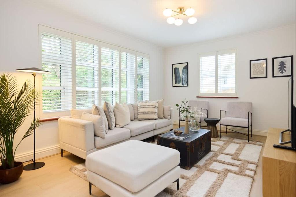 The Lindens Garden Retreat - Spacious single-level 4-bed with garden near Maidenhead & River Thames, Maidenhead