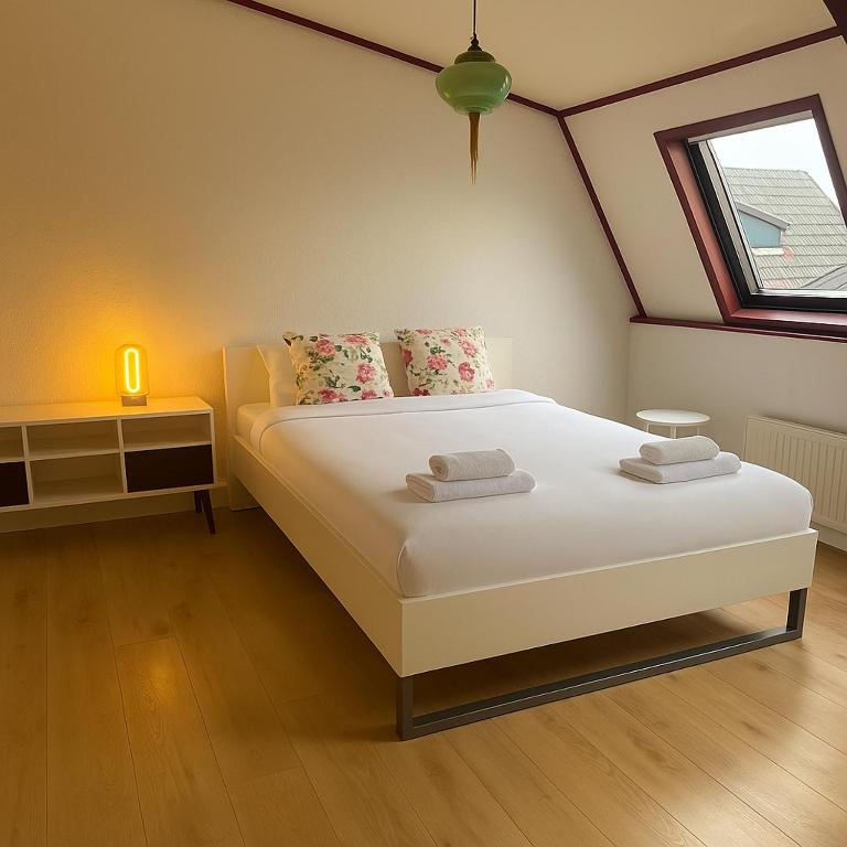 Rust, natuur & een gratis ontbijt met uitzicht op paardenweiden, Lobith