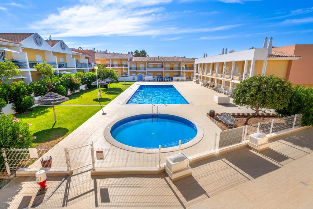 Apart Encosta S Jose - Piscina - Estacionamento, Guia