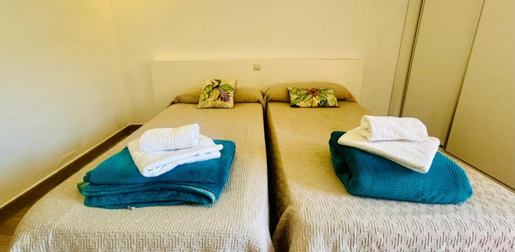 Iris Apt, Benalmádena