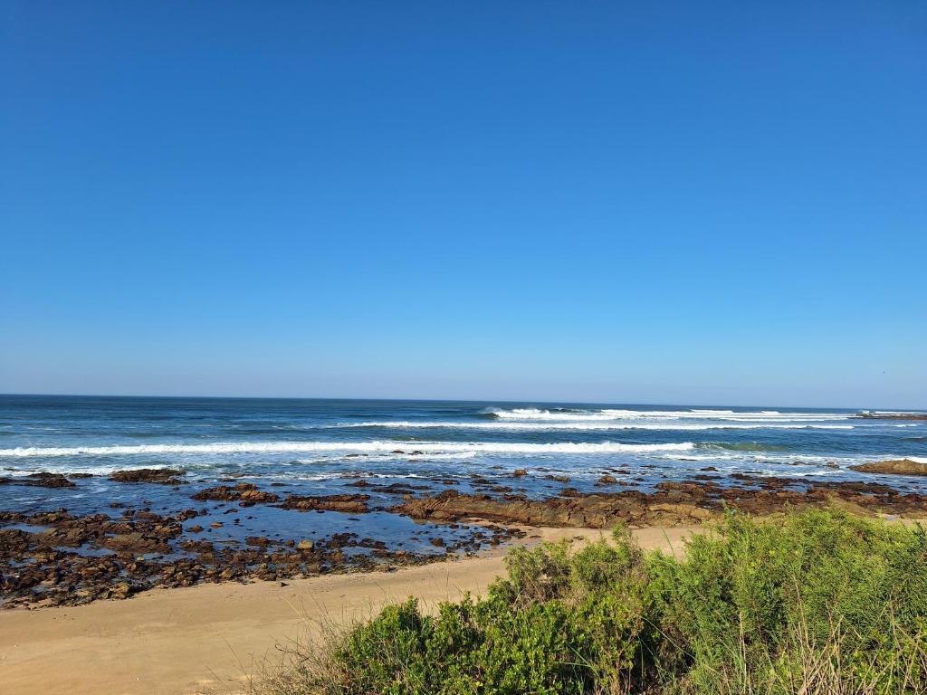 Sand Dune Apartment with Seaview, Port Alfred