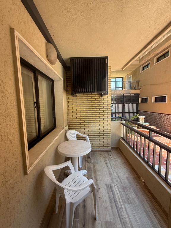 Apartamento Fuengirola 1ª línea playa Los Boliches - 4